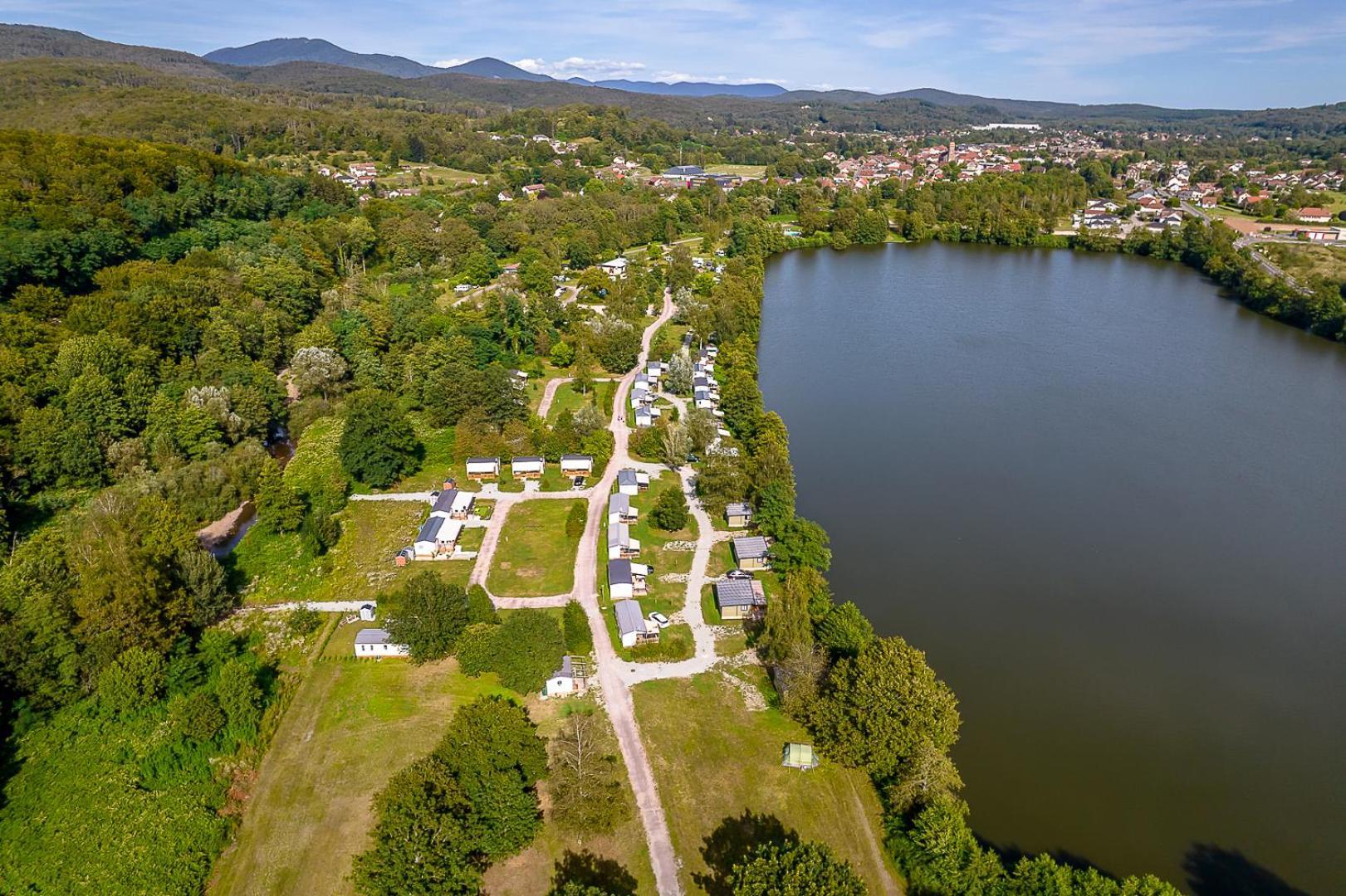 Camping Les Ballastieres - Vosges Du Sud Champagney Exterior foto