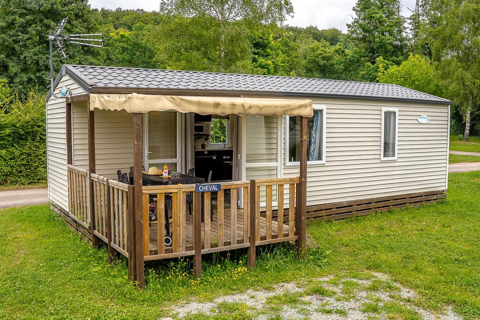Camping Les Ballastieres - Vosges Du Sud Champagney Exterior foto